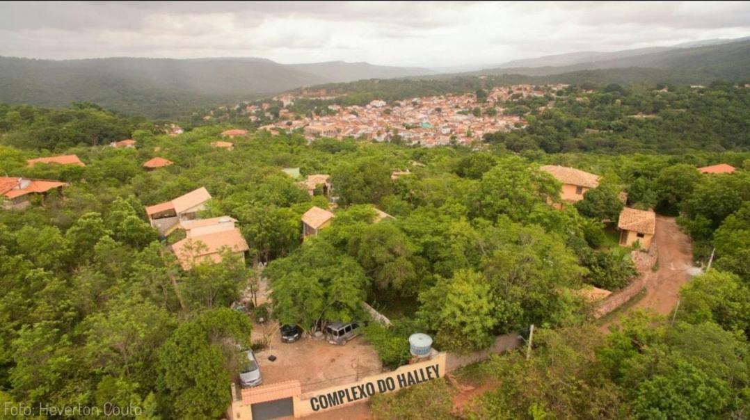 Complexo Halley Ленсойс Екстер'єр фото